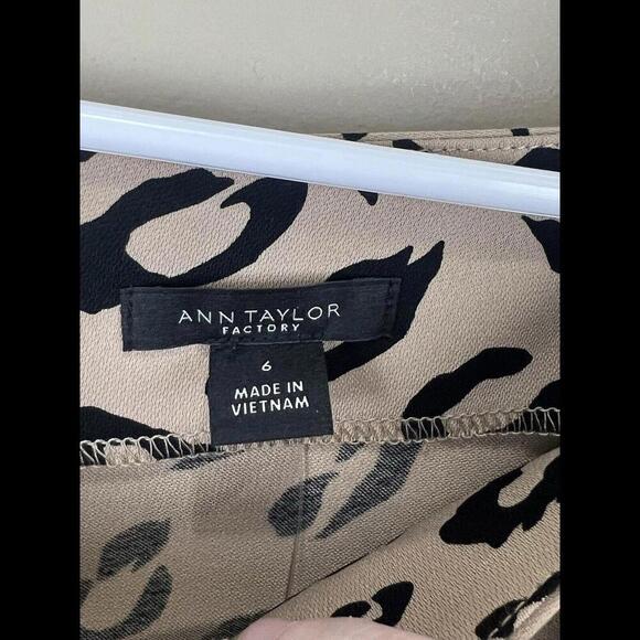 Ann Taylor NWT Black Beige Cheetah Animal Print Square Neck Shift Dress Sz 6 - Picture 3 of 4